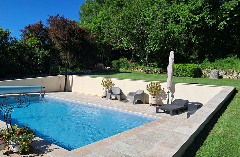 Gîte naturiste Le Claux, gelegen in het 'Toscane' van Frankrijk