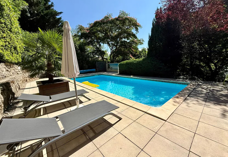 Te koop: Domein met drie zelfstandige woningen (Frankrijk)