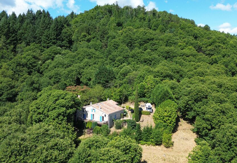 Te koop: Domein met drie zelfstandige woningen (Frankrijk)