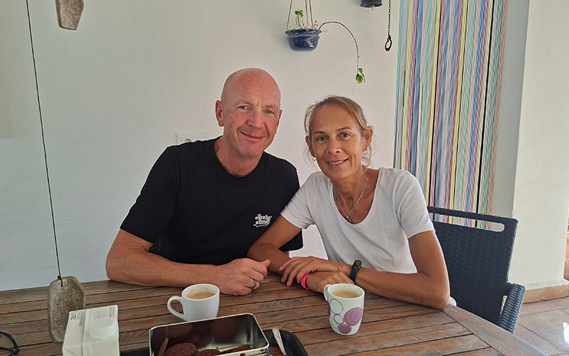 Yolanda en Johan, eigenaren van ArteVida Andalusia