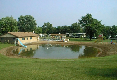 illinois-blue-lake-resort