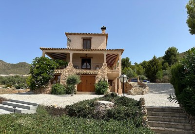 spain-casa-los-olivos-vista-03.jpg