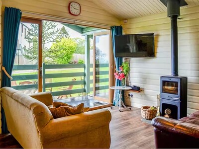 Souter Johnnie’s Cabin at Rockhall