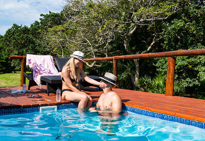 kingfisher-lakeside-retreat-02.jpg