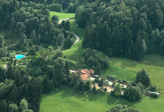 zwitserland-naturistengelande-die-neue-zeit zwitserland-naturistengelande-die-neue-zeit