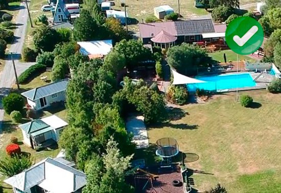 nieuw-zeeland-pineglades-naturist-club